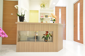 すだ接骨院　受付風景1